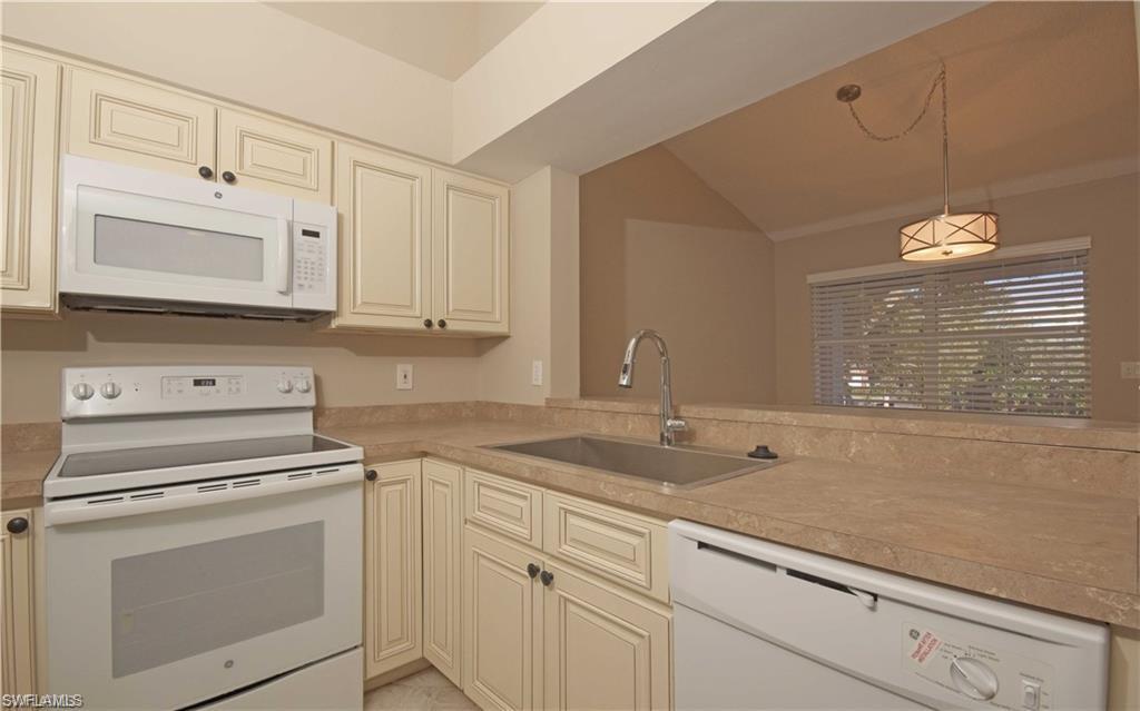 125 Wading Bird Circle, Unit C205 Naples, FL 34110 - Photo 6 of 22