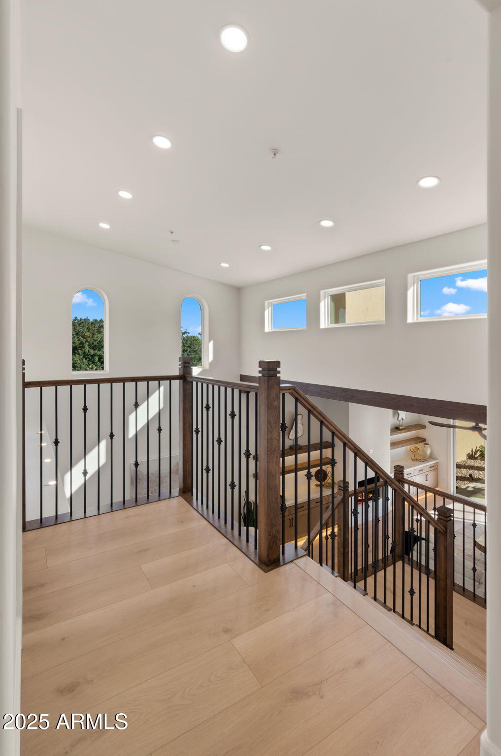 7955 East Chaparral Road, Unit 34 Scottsdale, AZ 85250 - Photo 35 of 69 35-web-or-mls-Upstairs Landing