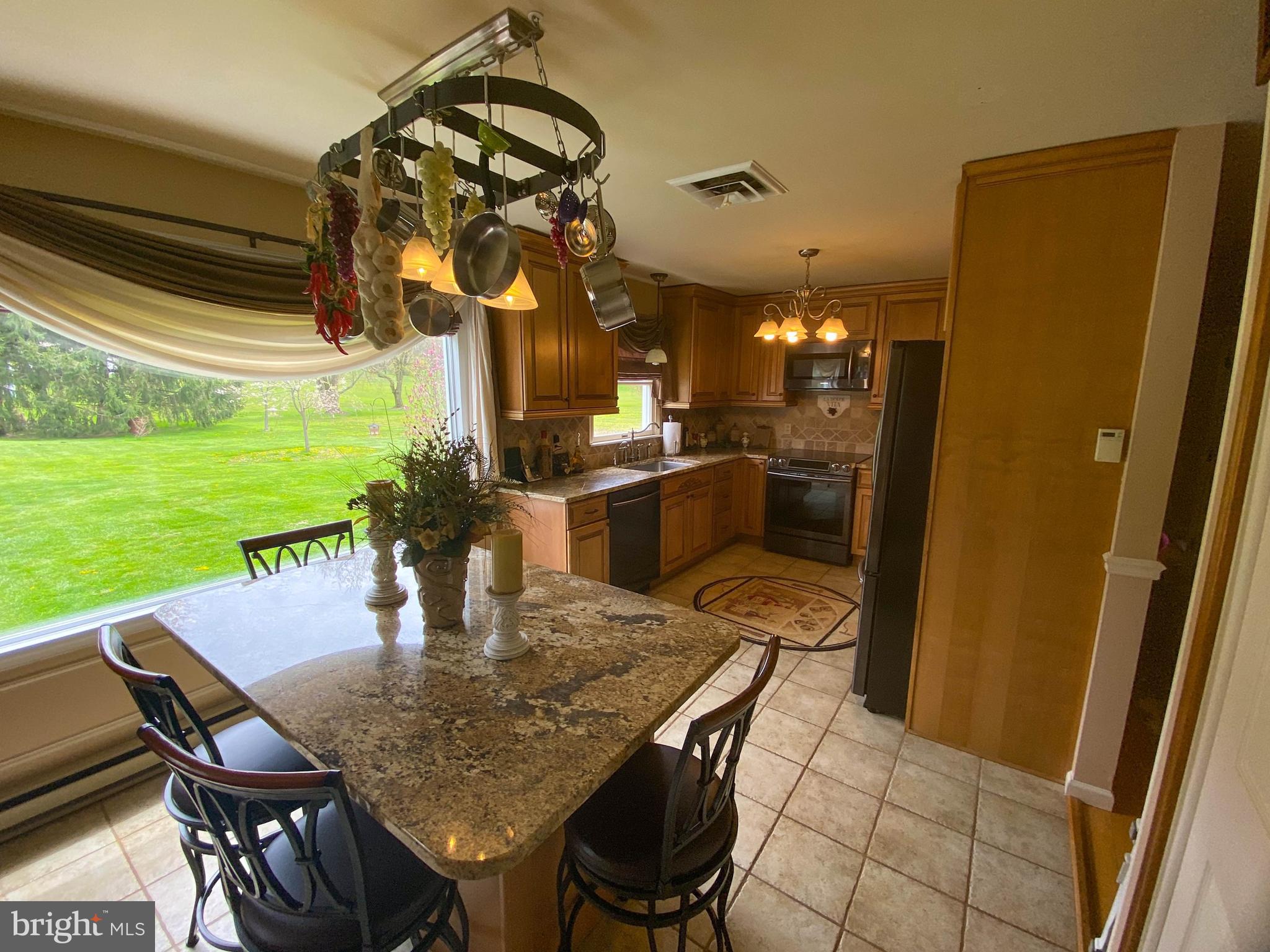 2484 Chock Road Emmaus, PA 18049 - Photo 8 of 34 Gallery Image 8
