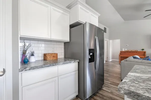 $385,000 | 4037 North Blue Cascade Court East, Buhl, ID 83316