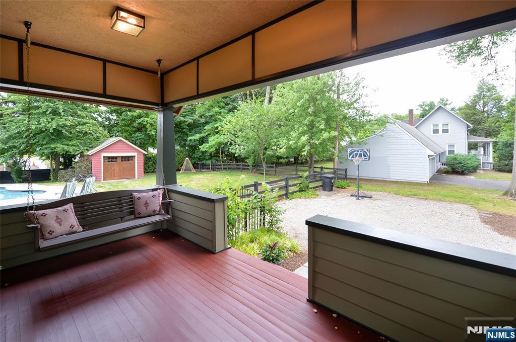 429 Sterling Place Ridgewood, NJ 07450 - Photo 25 of 30