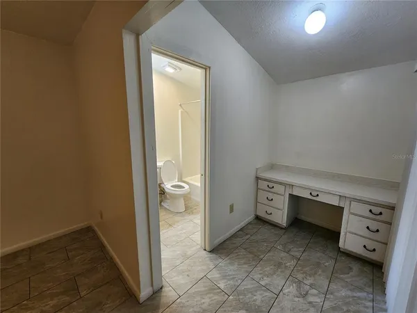 $1,550 | 2018 Southwest 70th Terrace, Gainesville, FL 32607