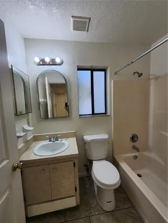 $1,550 | 2018 Southwest 70th Terrace, Gainesville, FL 32607