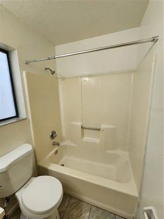 $1,550 | 2018 Southwest 70th Terrace, Gainesville, FL 32607