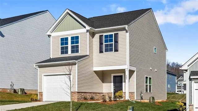 $305,000 | 523 Raspberry Hl Drive, Winston-Salem, NC 27106