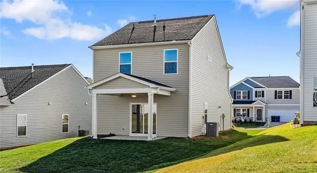 $305,000 | 523 Raspberry Hl Drive, Winston-Salem, NC 27106