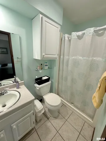 $116,500 | 3715 35th Street, Unit 3, Moline, IL 61265