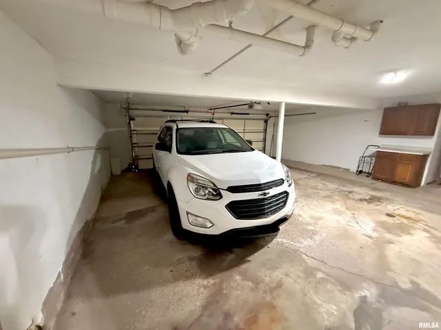 $116,500 | 3715 35th Street, Unit 3, Moline, IL 61265