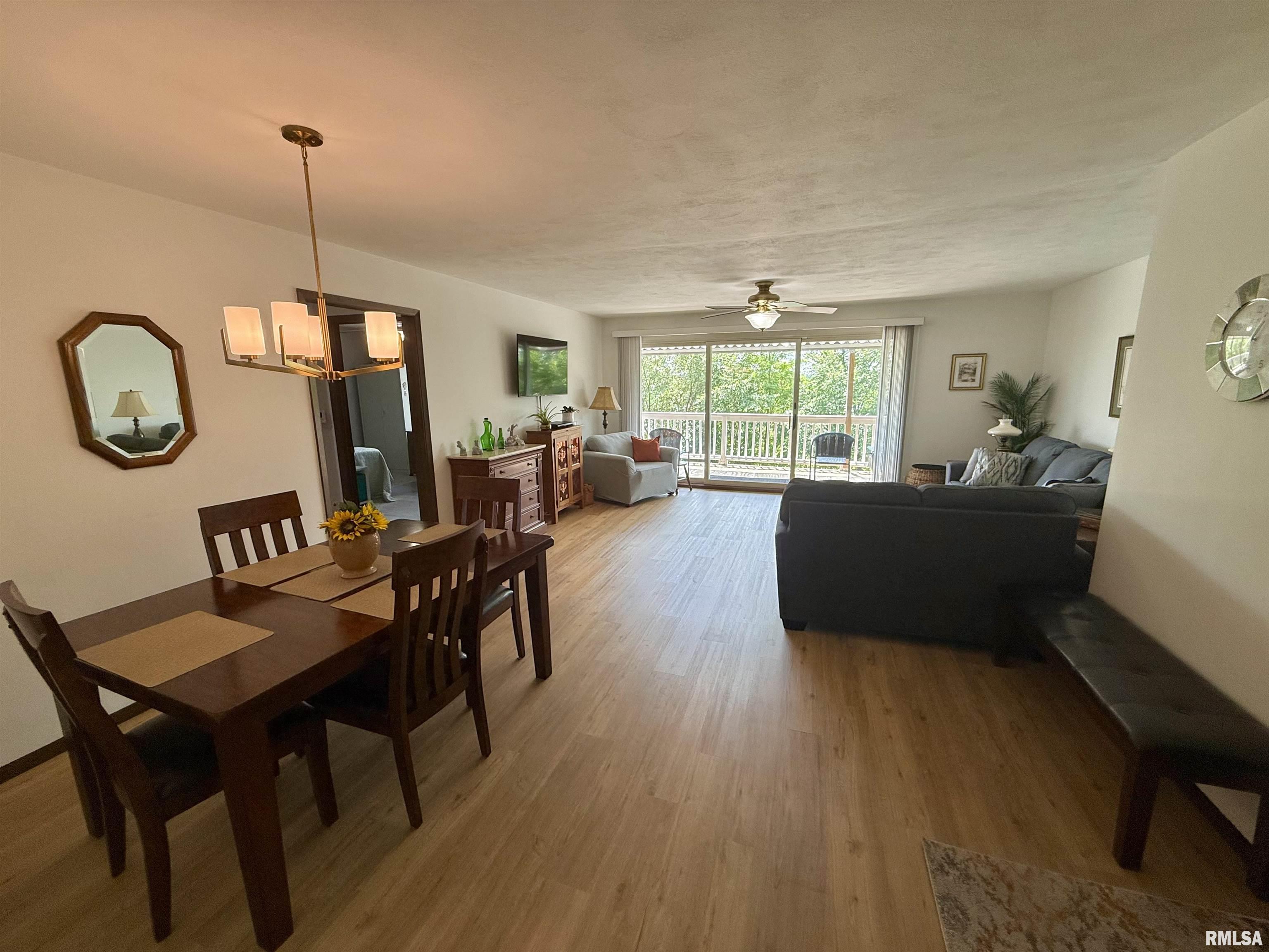 3715 35th Street, Unit 3 Moline, IL 61265 - Photo 3 of 23