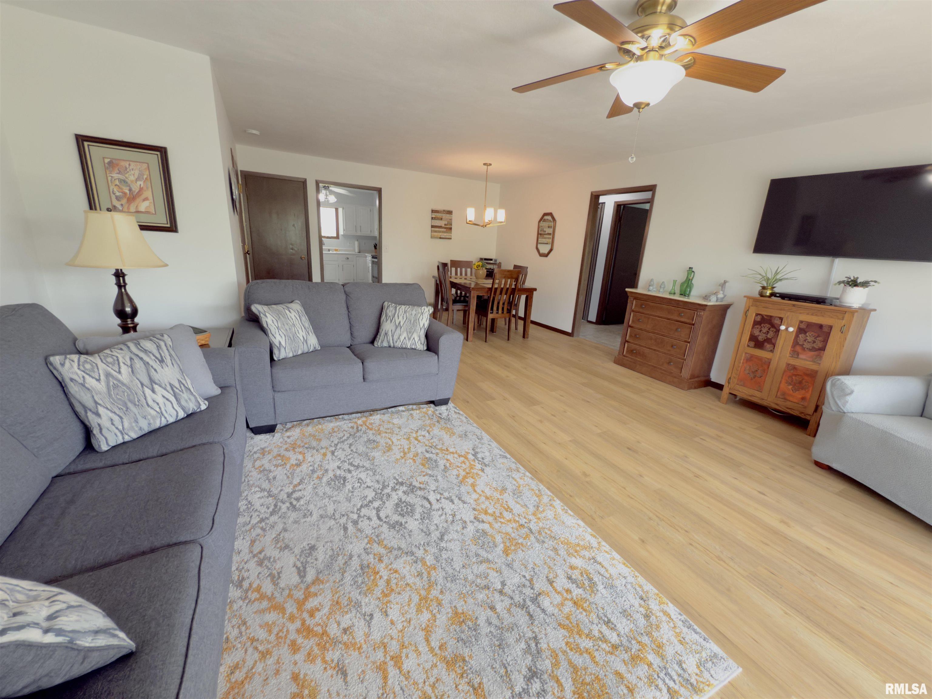 3715 35th Street, Unit 3 Moline, IL 61265 - Photo 5 of 23