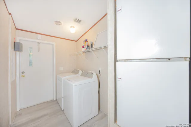 $440,000 | 590 County Road 4614, Castroville, TX 78009