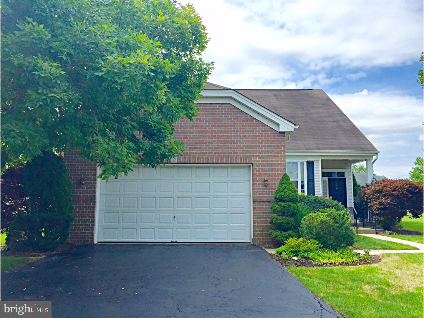 34 Foster Road Pennington, NJ 08534 - Photo 2 of 25 Exterior Front
