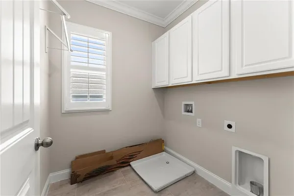 a view of a house with a swimming pool