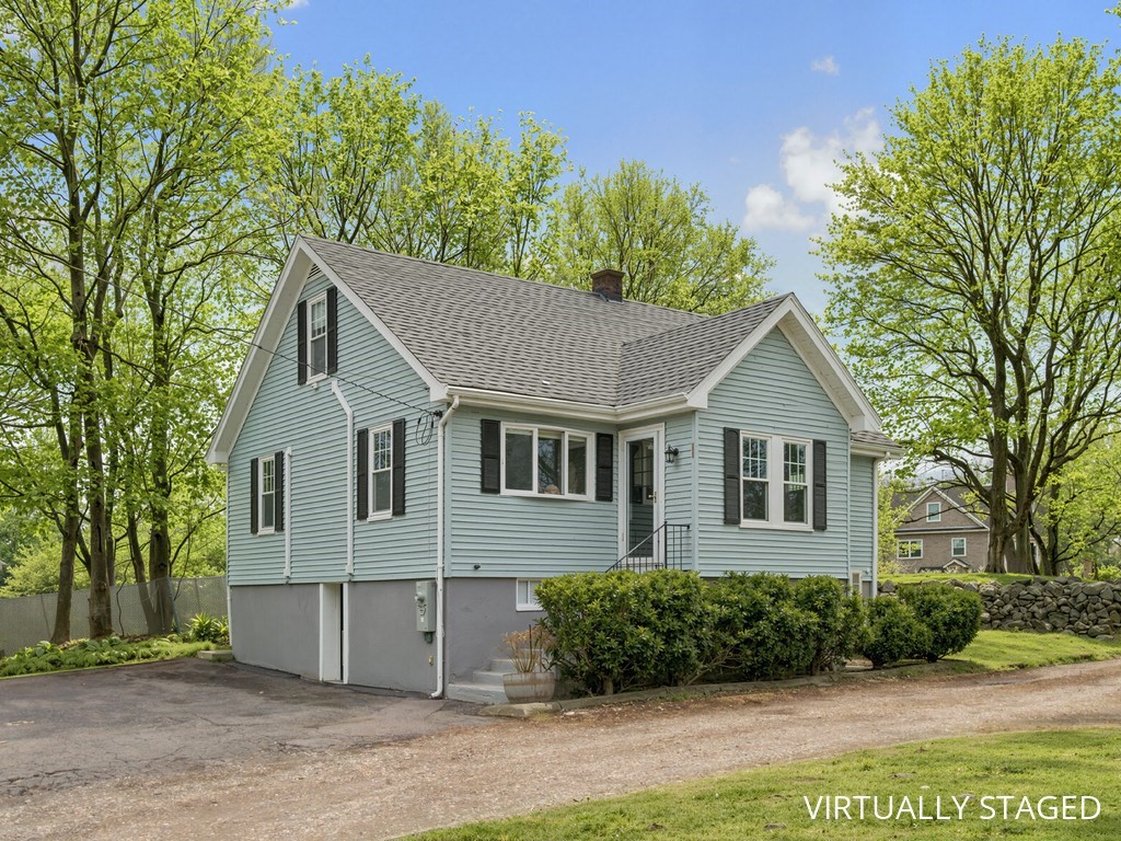 48 Mt Walley Road Waltham, MA 02451 - Photo 2 of 36