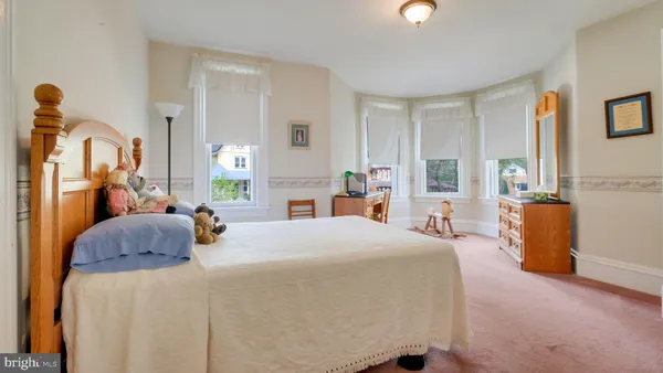 $750,000 | 130 Woodland Road, Wyncote, PA 19095