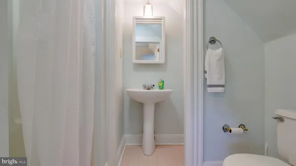 $750,000 | 130 Woodland Road, Wyncote, PA 19095