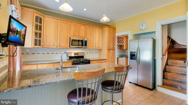 $750,000 | 130 Woodland Road, Wyncote, PA 19095