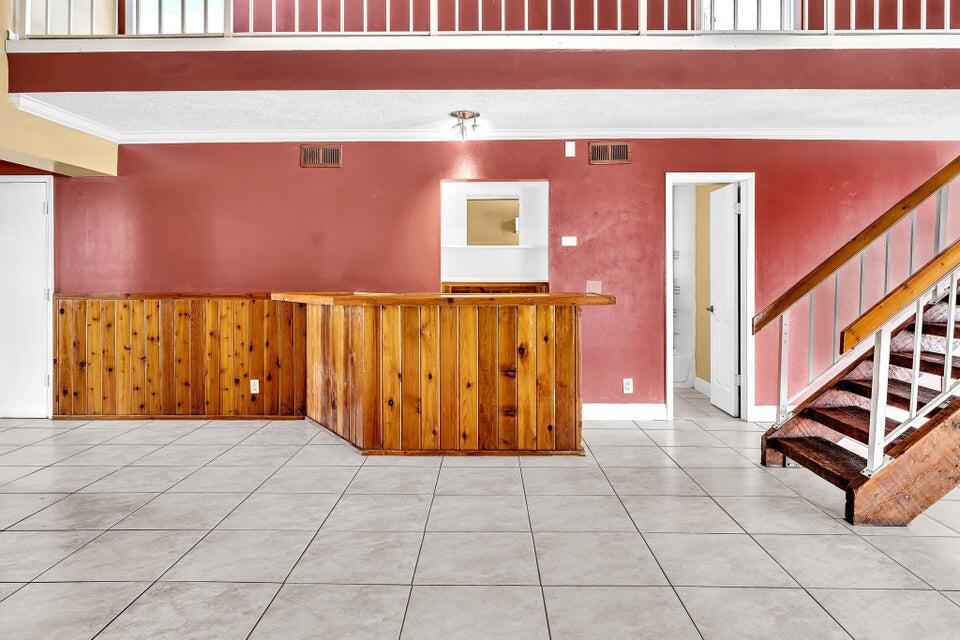 2438 Southridge Road Delray Beach, FL 33444 - Photo 12 of 52 20240716200849030415000000-o