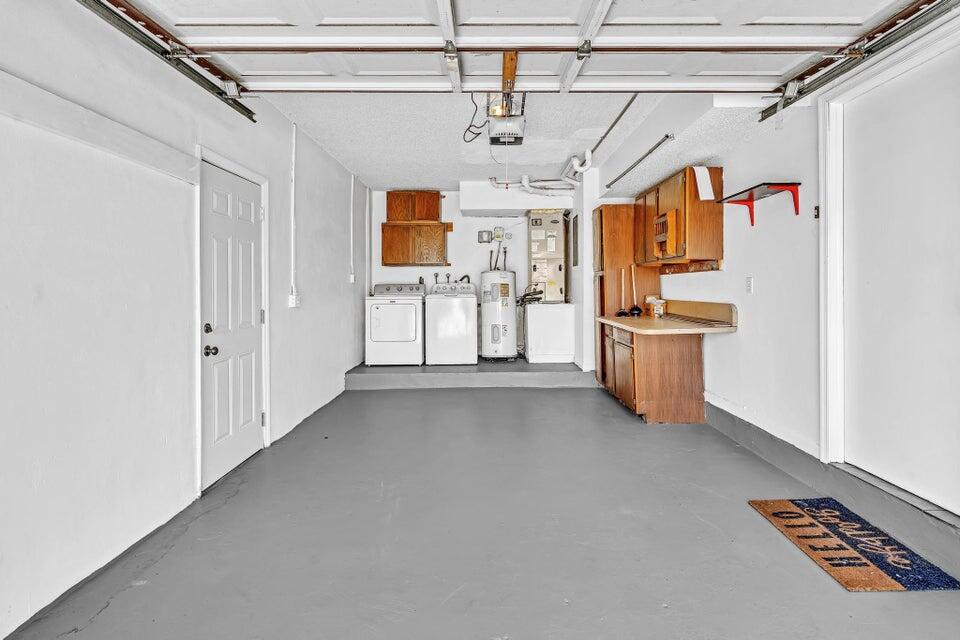 2438 Southridge Road Delray Beach, FL 33444 - Photo 44 of 52 20240716200817043927000000-o