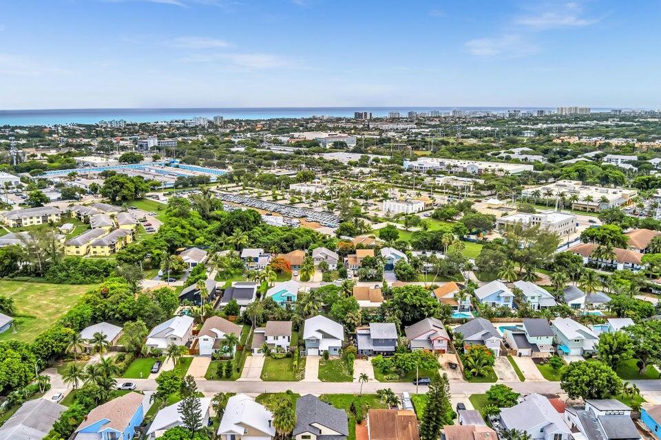 2438 Southridge Road Delray Beach, FL 33444 - Photo 50 of 52 20240716201028880013000000-o