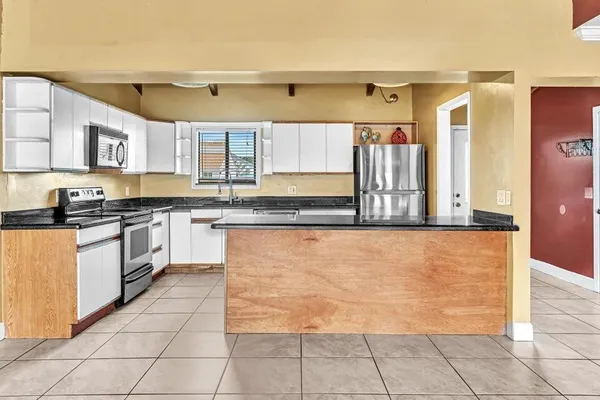 $3,500 | 2438 Southridge Road, Delray Beach, FL 33444