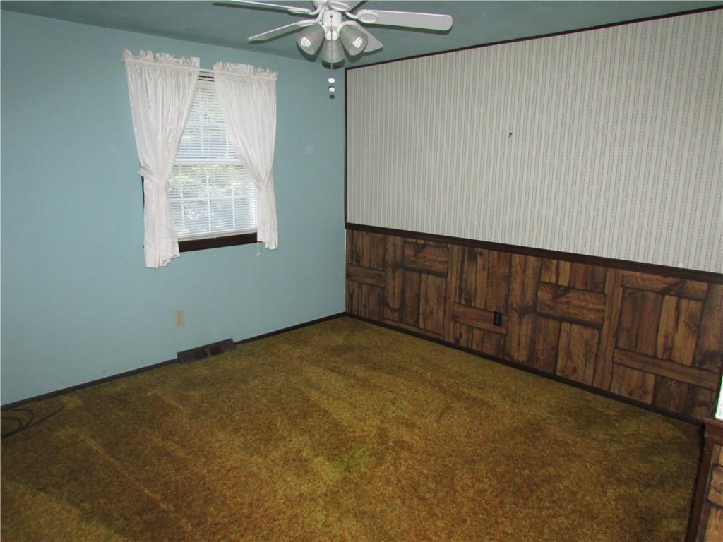 4867 Williamsport Road Elizabeth, PA 15037 - Photo 18 of 25 2nd Bedroom