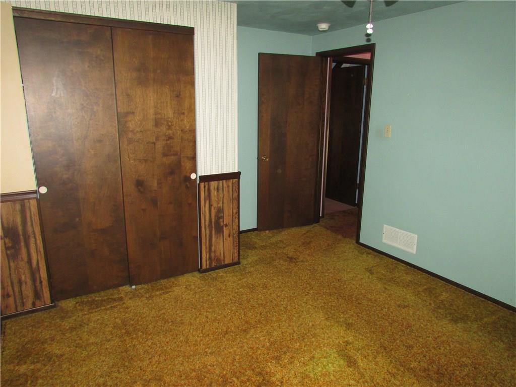 4867 Williamsport Road Elizabeth, PA 15037 - Photo 19 of 25 2nd Bedroom