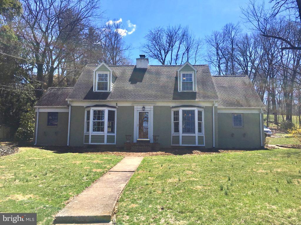 274 Country Club Road York, PA 17403 - Photo 1 of 2 Gallery Image 1