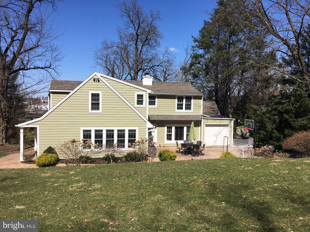 274 Country Club Road York, PA 17403 - Photo 2 of 2 Gallery Image 2