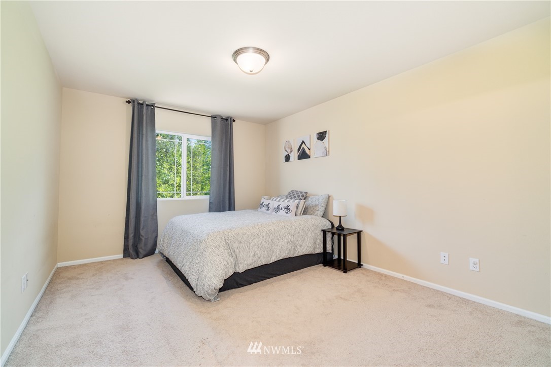 3409 164th Place Southeast, Unit 13 Bothell, WA 98012 - Photo 13 of 19 Gallery Image 13