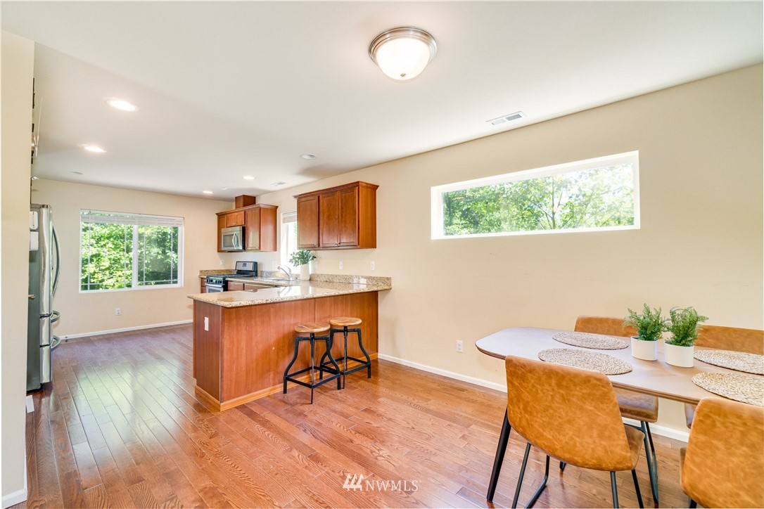 3409 164th Place Southeast, Unit 13 Bothell, WA 98012 - Photo 7 of 19 Gallery Image 7