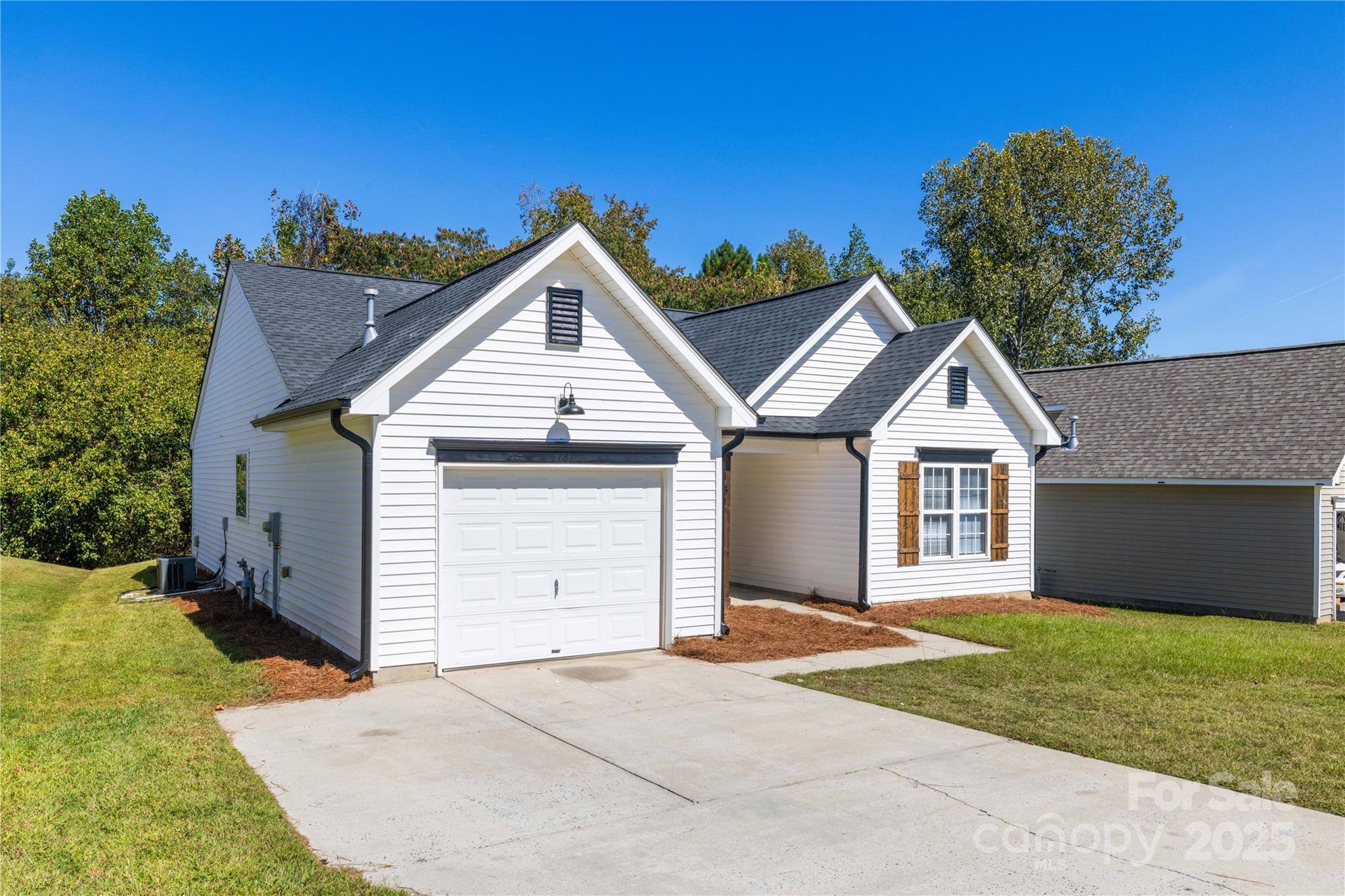 181 Mott Road Mooresville, NC 28115 - Photo 2 of 26 a view of outdoor space yard and front view of a house