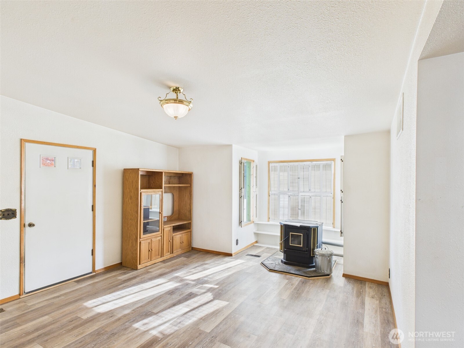 124 West 9th Street Republic, WA 99166 - Photo 2 of 23