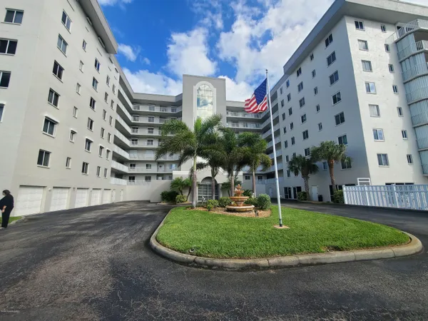 $2,850 | 3740 Ocean Beach Boulevard, Unit 201, Cocoa Beach, FL 32931