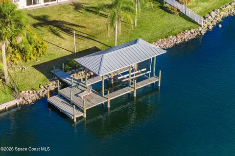 $1,275,000 | 1470 Bayshore Drive, Cocoa Beach, FL 32931