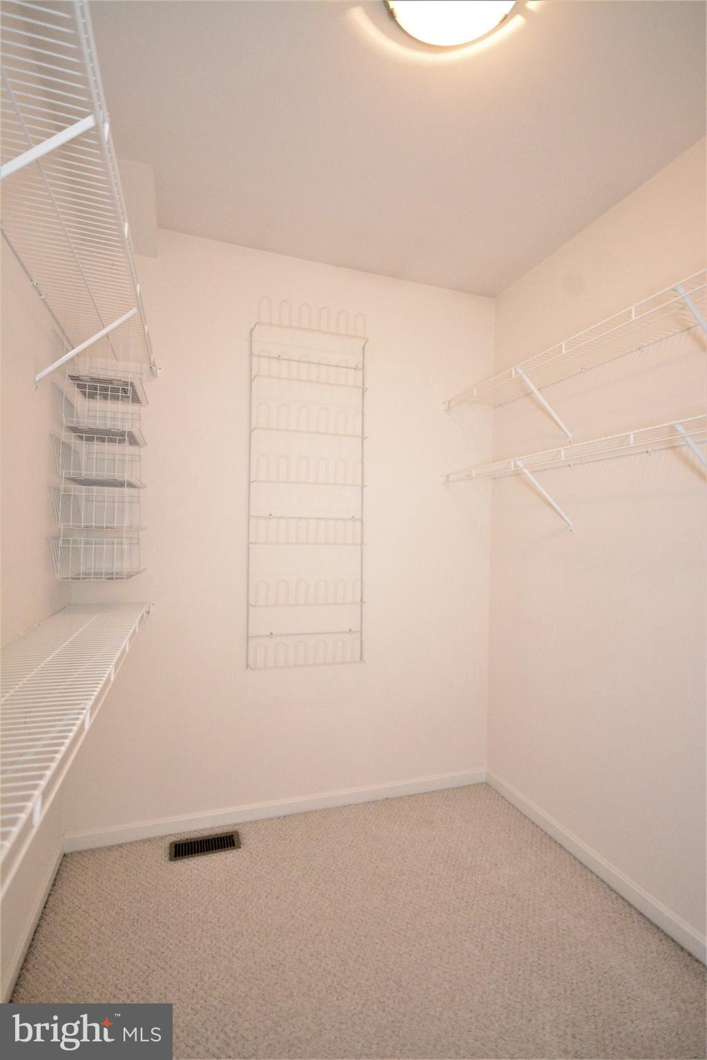 8711 Hawbottom Road Middletown, MD 21769 - Photo 17 of 53