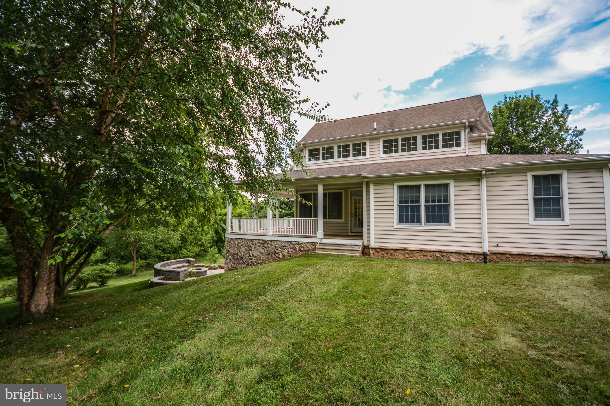 8711 Hawbottom Road Middletown, MD 21769 - Photo 4 of 53