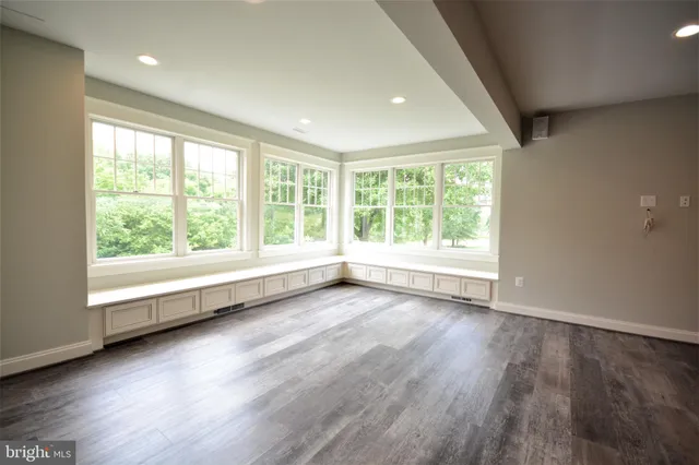 $4,300 | 8711 Hawbottom Road, Middletown, MD 21769