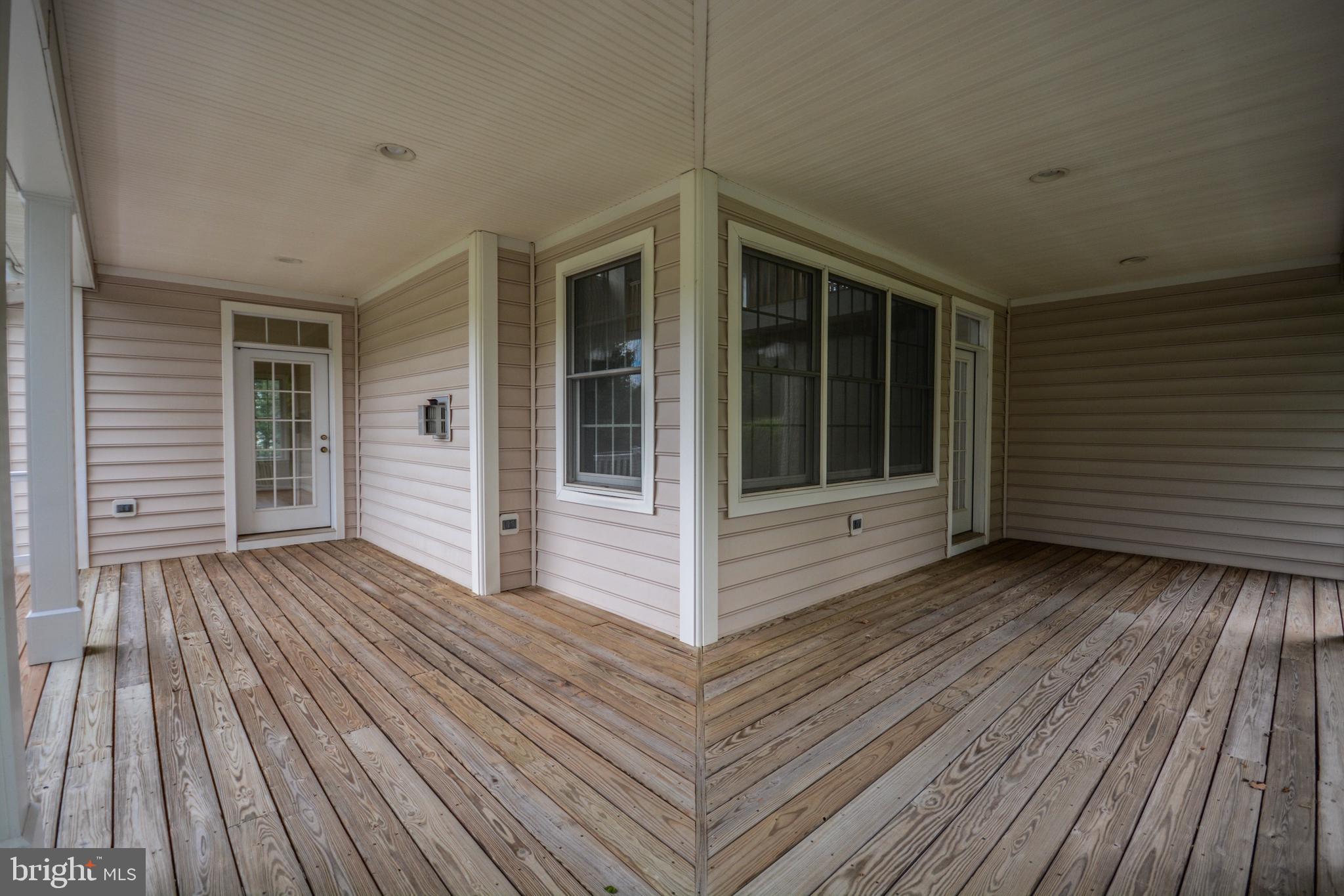 8711 Hawbottom Road Middletown, MD 21769 - Photo 8 of 53