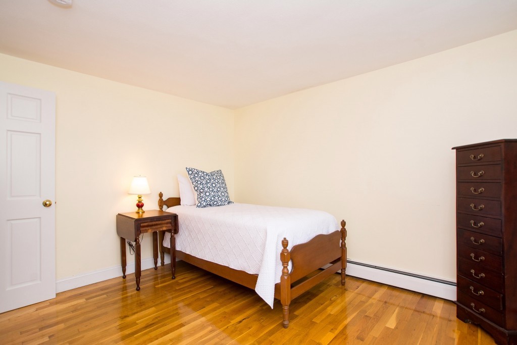 15 Longmeadow Road Medfield, MA 02052 - Photo 19 of 30
