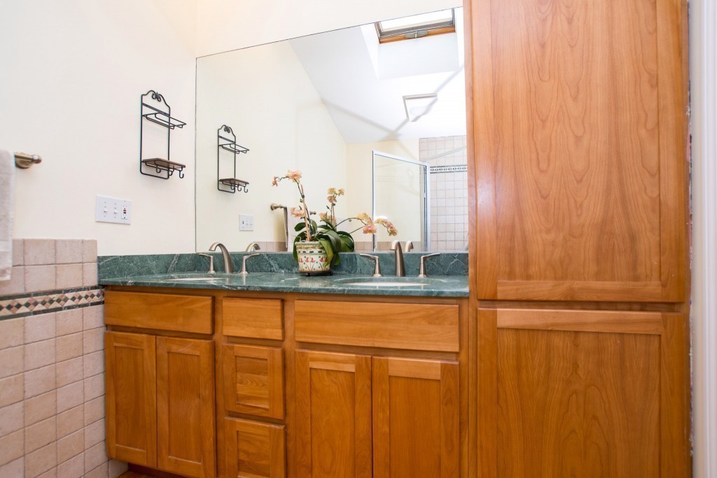15 Longmeadow Road Medfield, MA 02052 - Photo 24 of 30