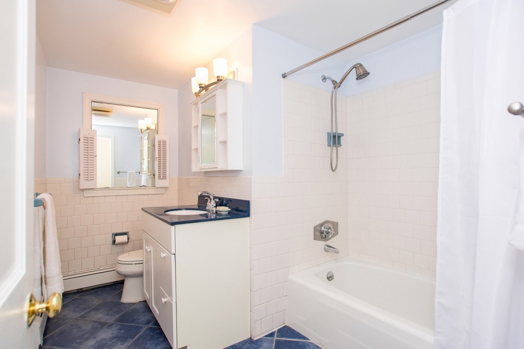 15 Longmeadow Road Medfield, MA 02052 - Photo 25 of 30