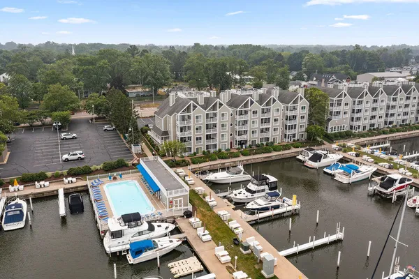 $779,000 | 310 Oselka Drive, Unit 456, New Buffalo, MI 49117