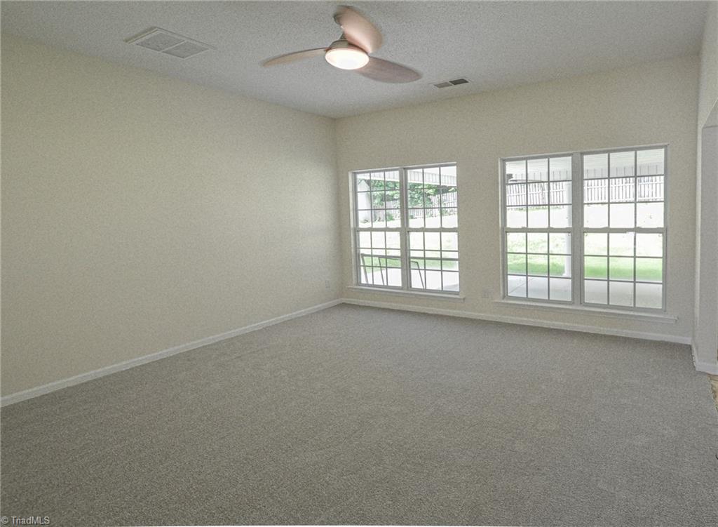 2914 Chestnut Heights Road Winston-Salem, NC 27107 - Photo 10 of 33