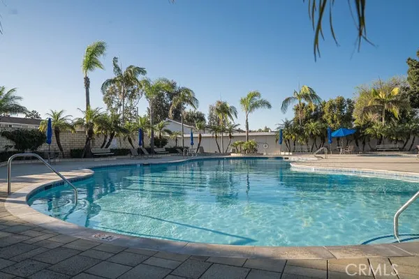 $2,900 | 19842 Cambridge Lane, Huntington Beach, CA 92646