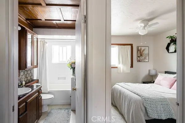 $2,900 | 19842 Cambridge Lane, Huntington Beach, CA 92646