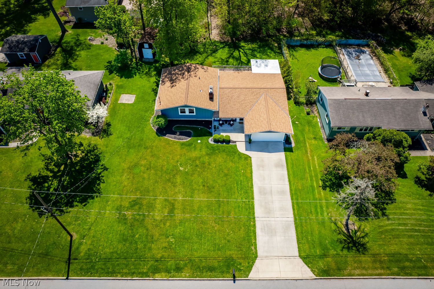 252 Habant Road Amherst, OH 44001 - Photo 13 of 50