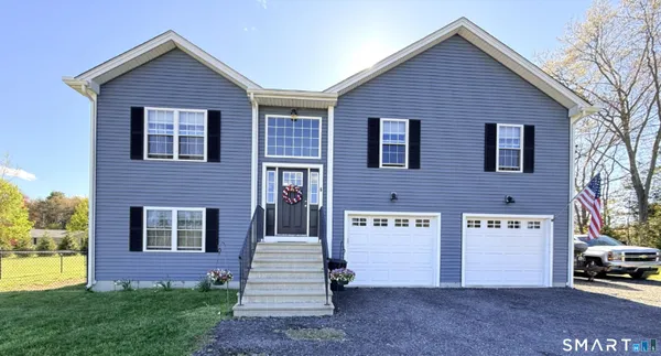 $489,900 | 6 Lillian Avenue, Thompson, CT 06277