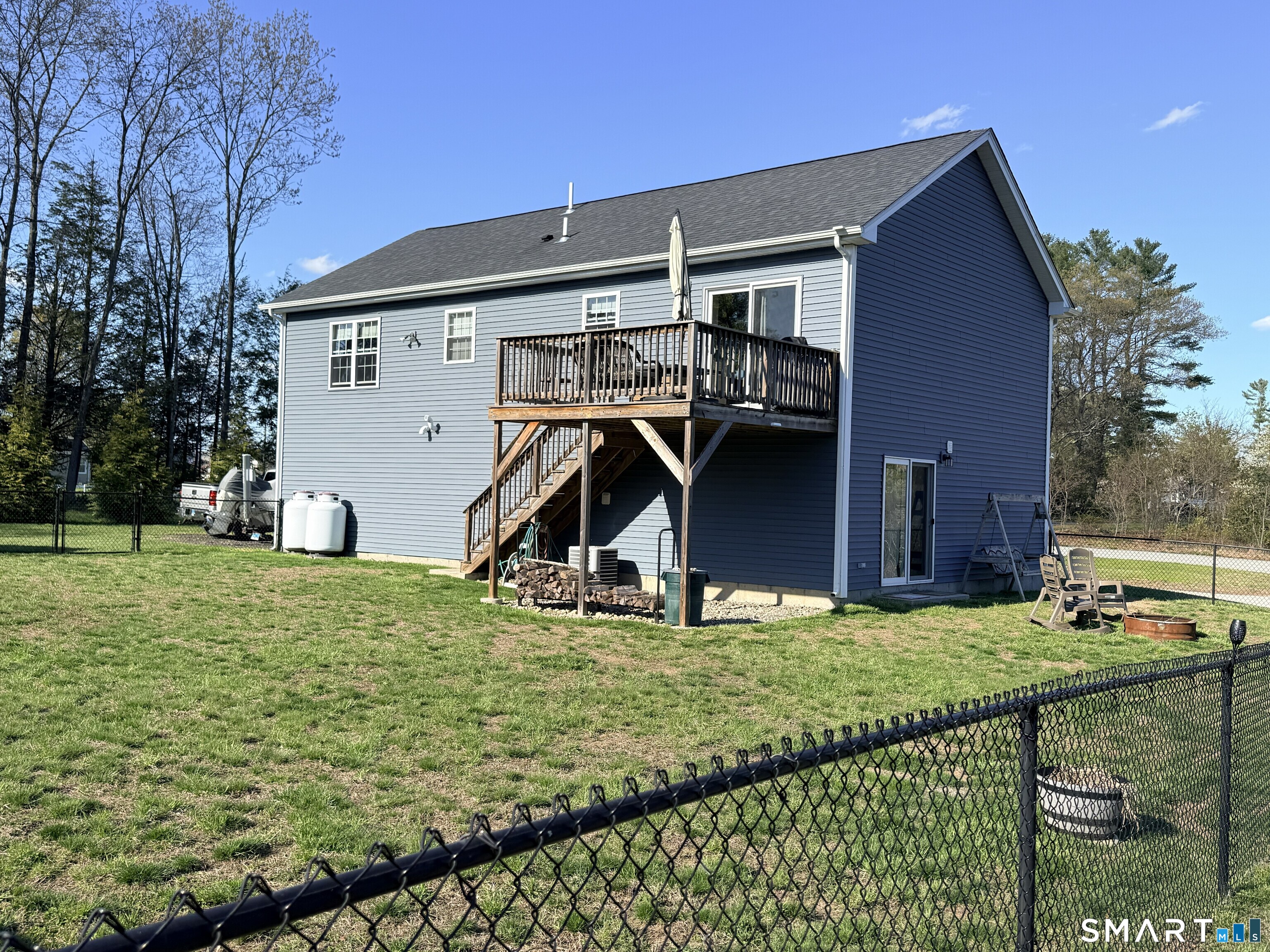 6 Lillian Avenue Thompson, CT 06277 - Photo 38 of 39