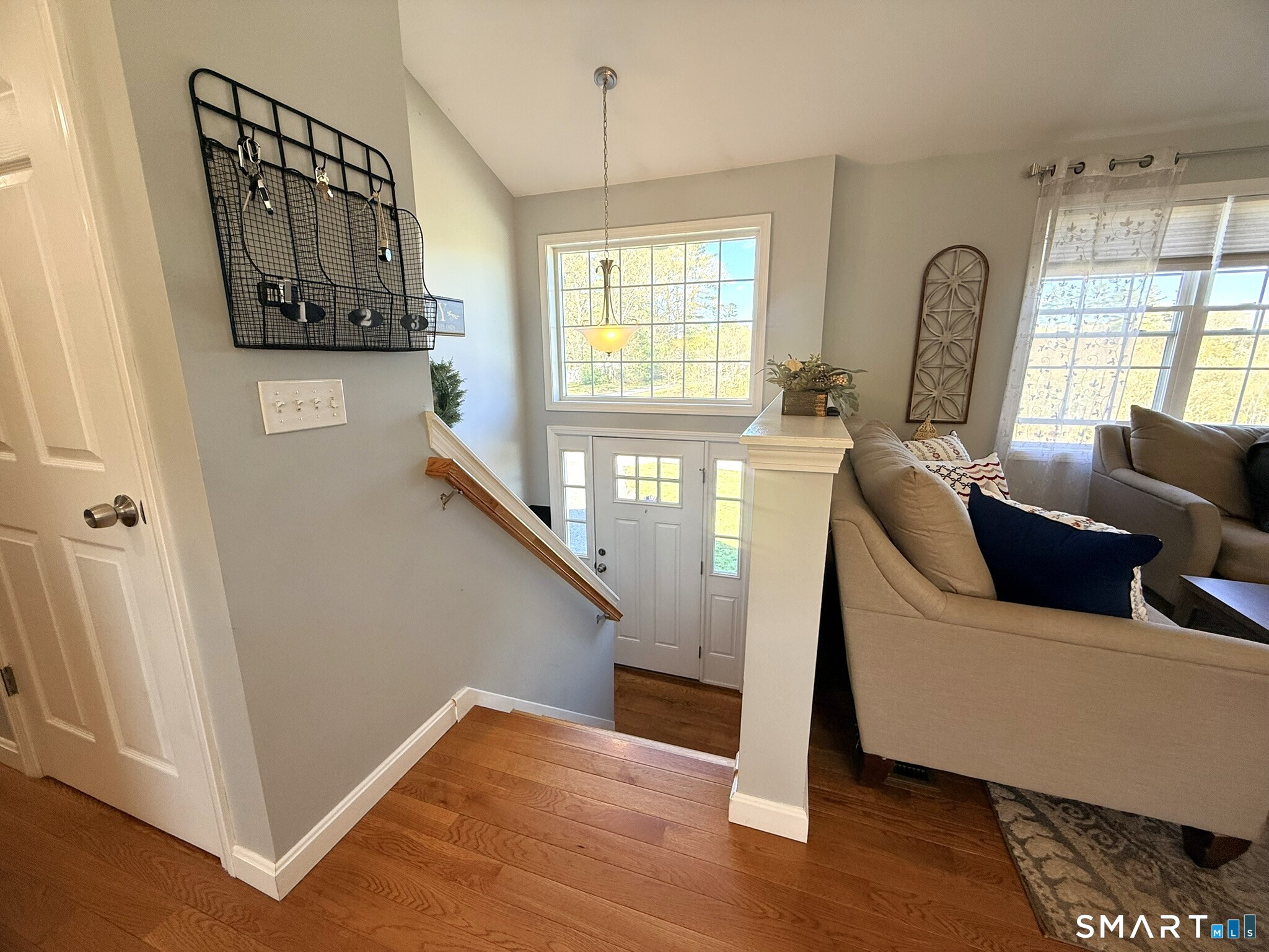 6 Lillian Avenue Thompson, CT 06277 - Photo 4 of 39